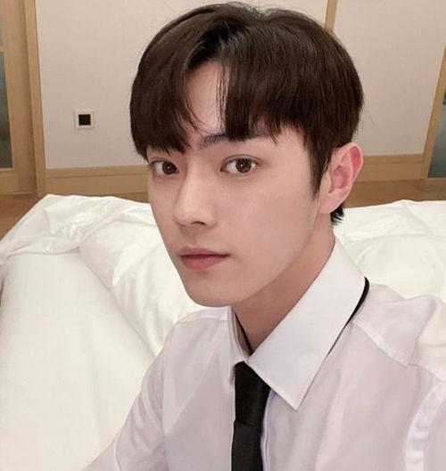 许凯被谁爆料了啊视频,许凯被神秘人物爆料视频引发热议